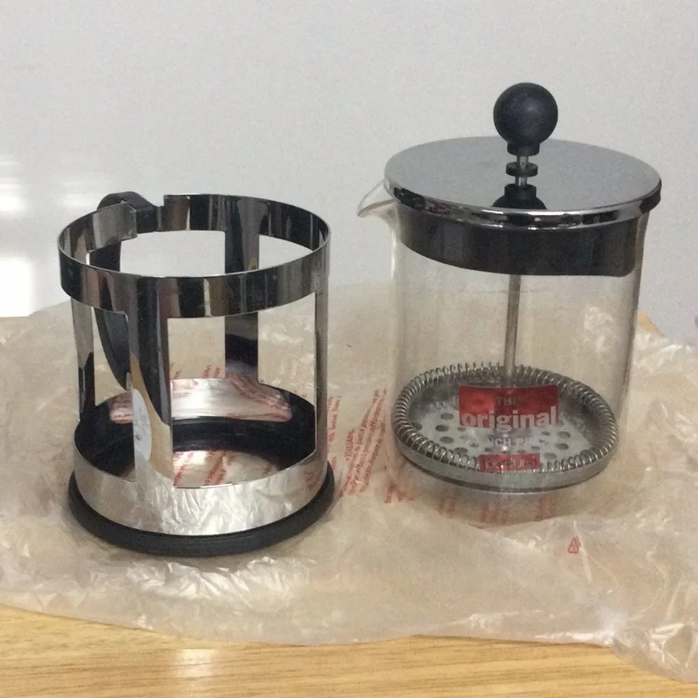 🌞 Bodum Kenya French Press Coffee Maker Makes 4 Cups of Coffee in boxes